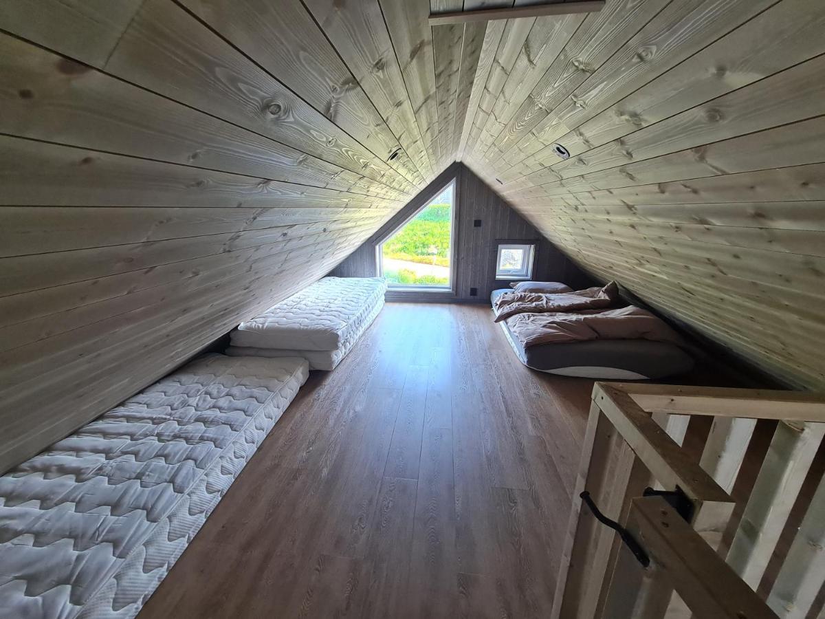 Rorbu Ved Sjoen Villa Bud Екстериор снимка