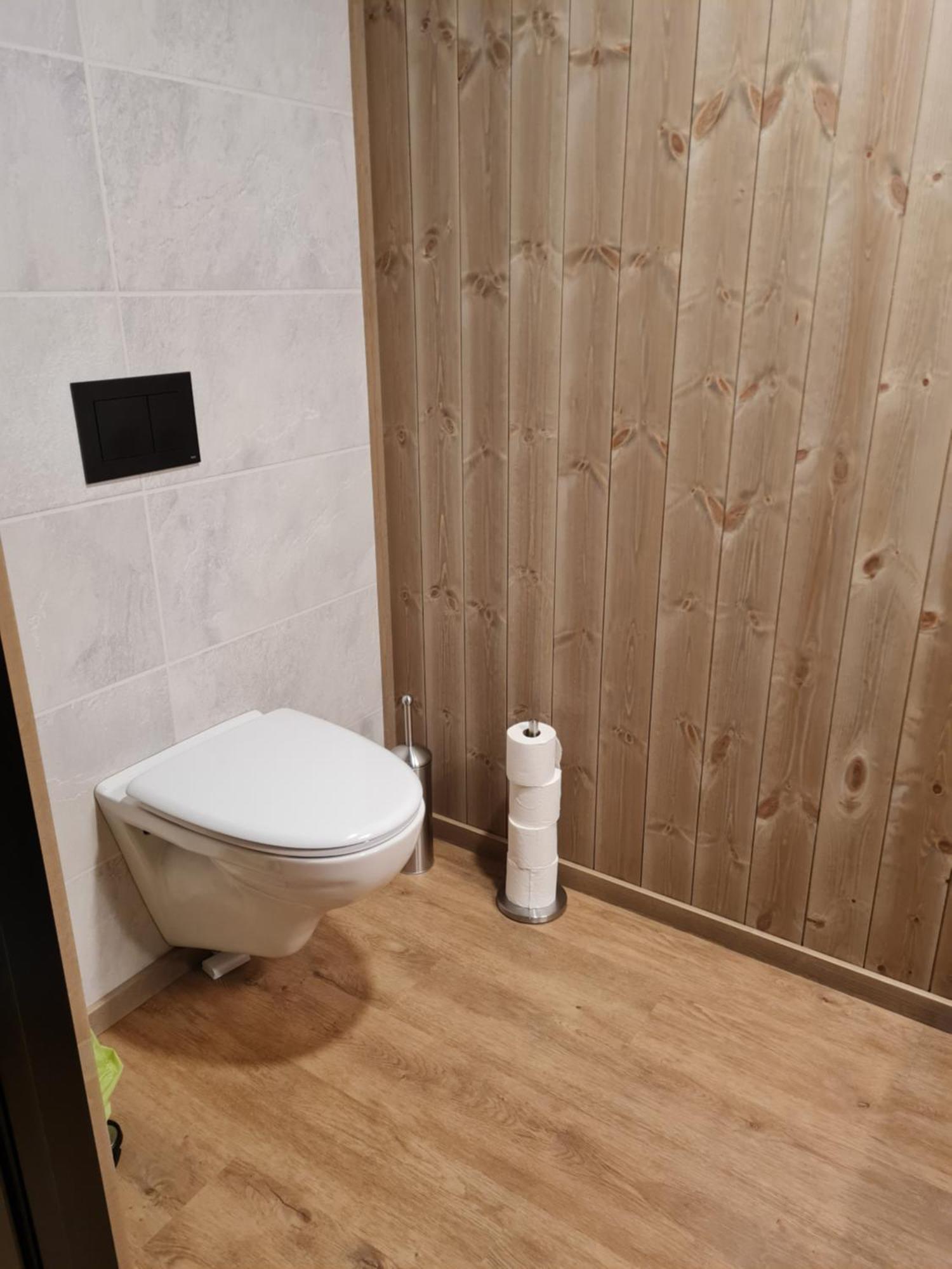 Rorbu Ved Sjoen Villa Bud Екстериор снимка